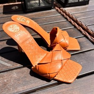 Vince Camuto Mule